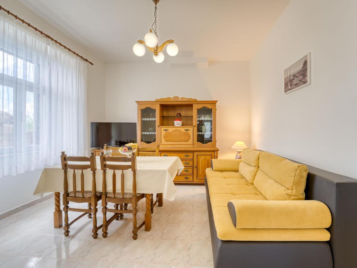 Apartament Edo-2 By Interhome